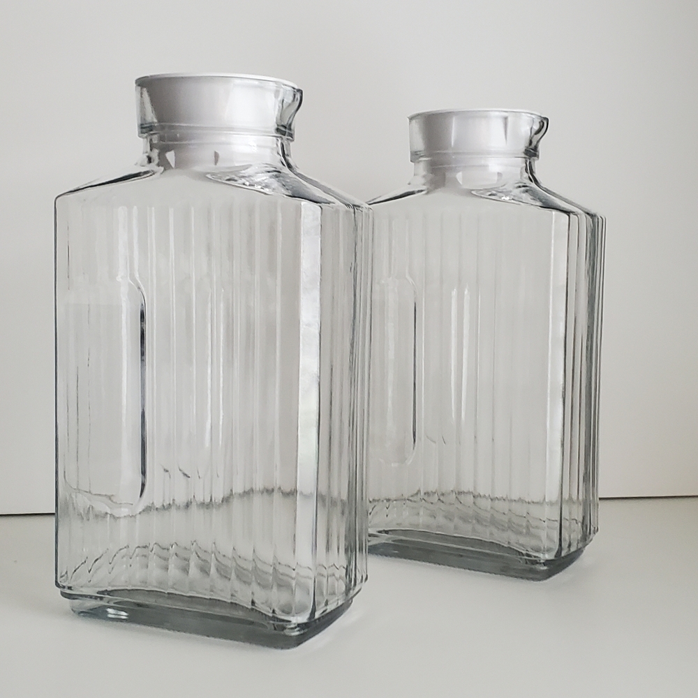 (2) Anchor Hocking Glass Bistro Pitcher with White Stopper, 64-Ounce